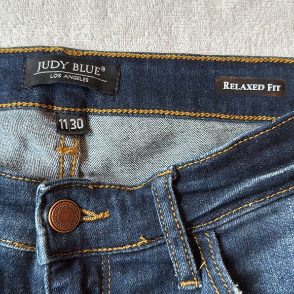 Judy Blue Relaxed Fit - Picture 3 of 5